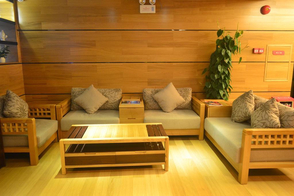 Lavande Hotel Zhuhai Gongbei Port Square Екстер'єр фото