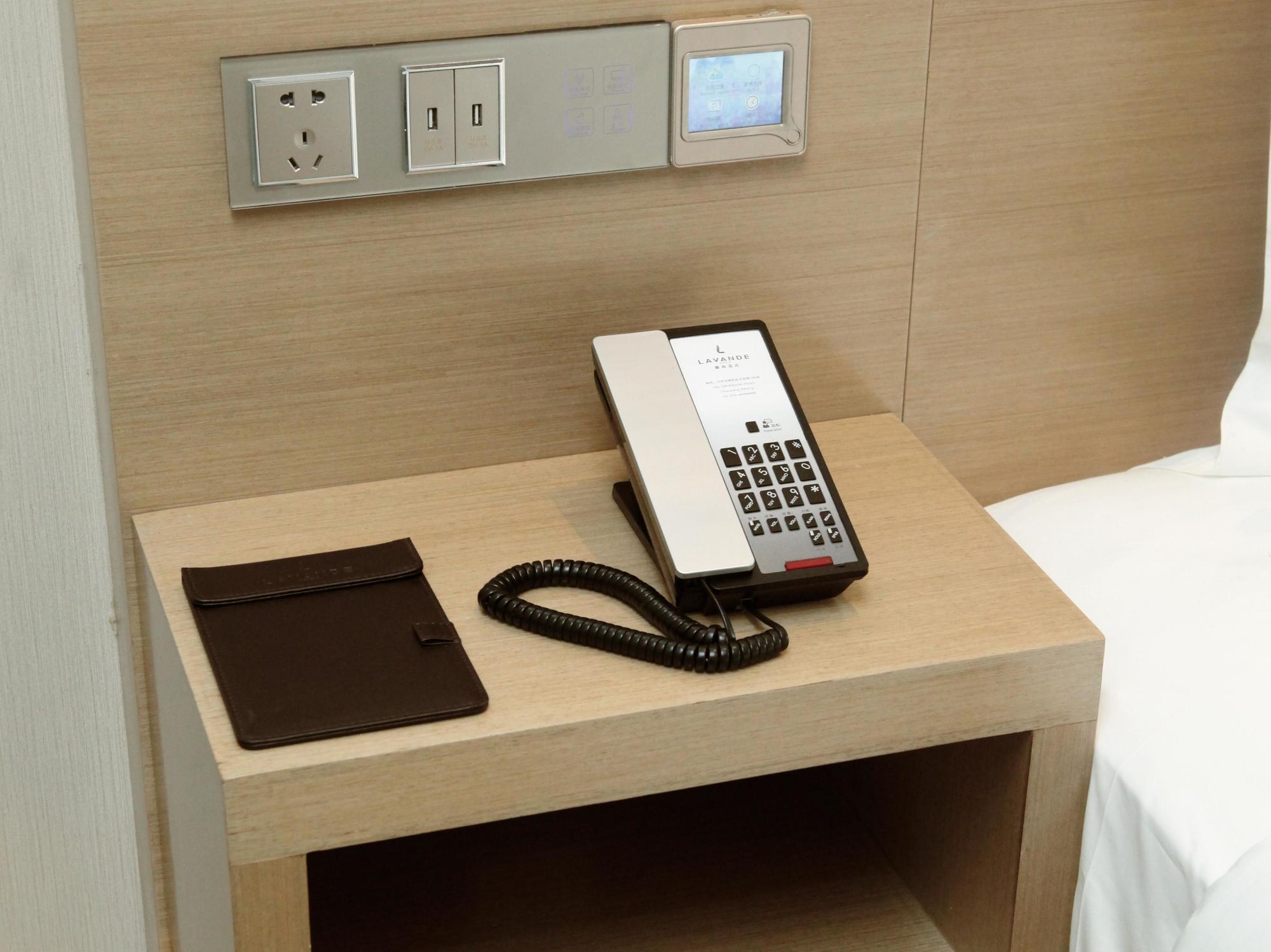 Lavande Hotel Zhuhai Gongbei Port Square Екстер'єр фото