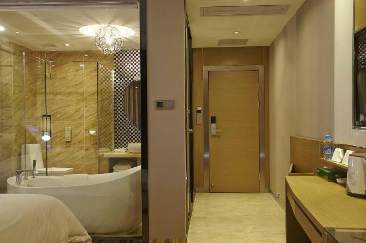 Lavande Hotel Zhuhai Gongbei Port Square Екстер'єр фото