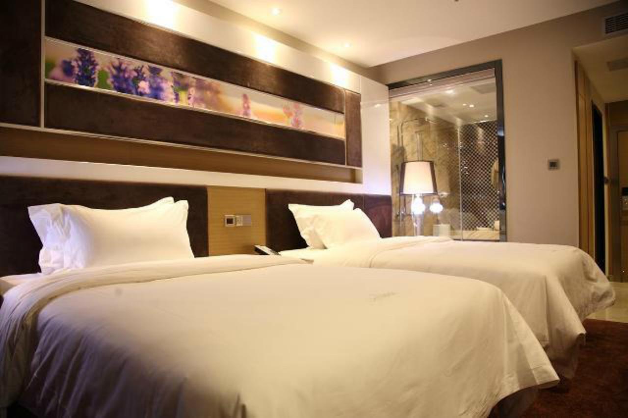 Lavande Hotel Zhuhai Gongbei Port Square Екстер'єр фото