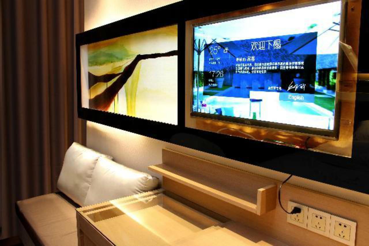 Lavande Hotel Zhuhai Gongbei Port Square Екстер'єр фото