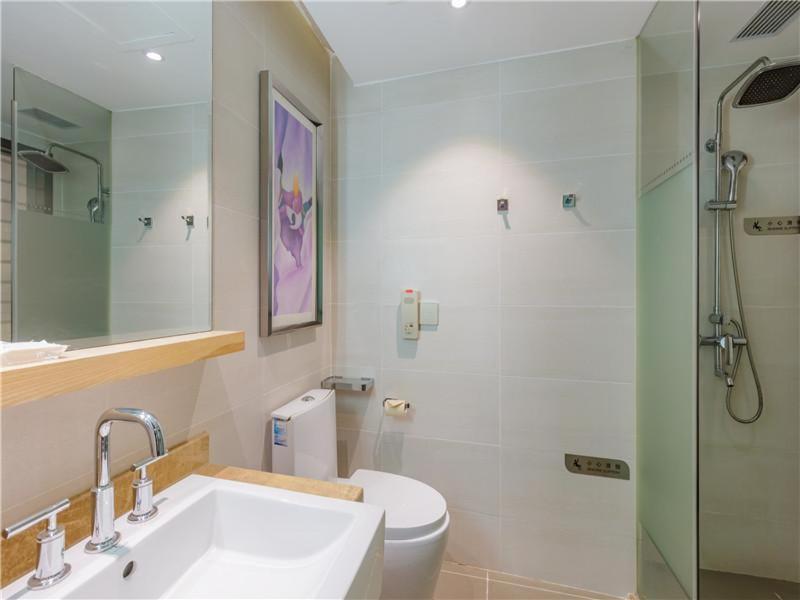 Lavande Hotel Zhuhai Gongbei Port Square Екстер'єр фото